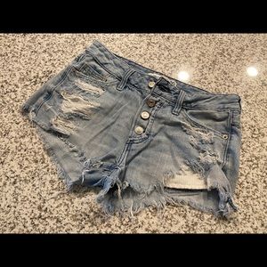 Abercrombie & Fitch Women’s Boyfriend Jean Short